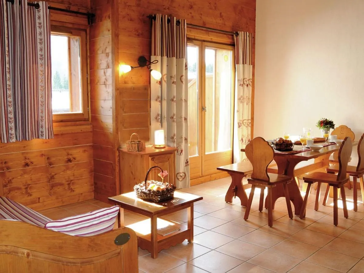 Apartment With A Balcony In Le Grand Massif Samoëns Francia