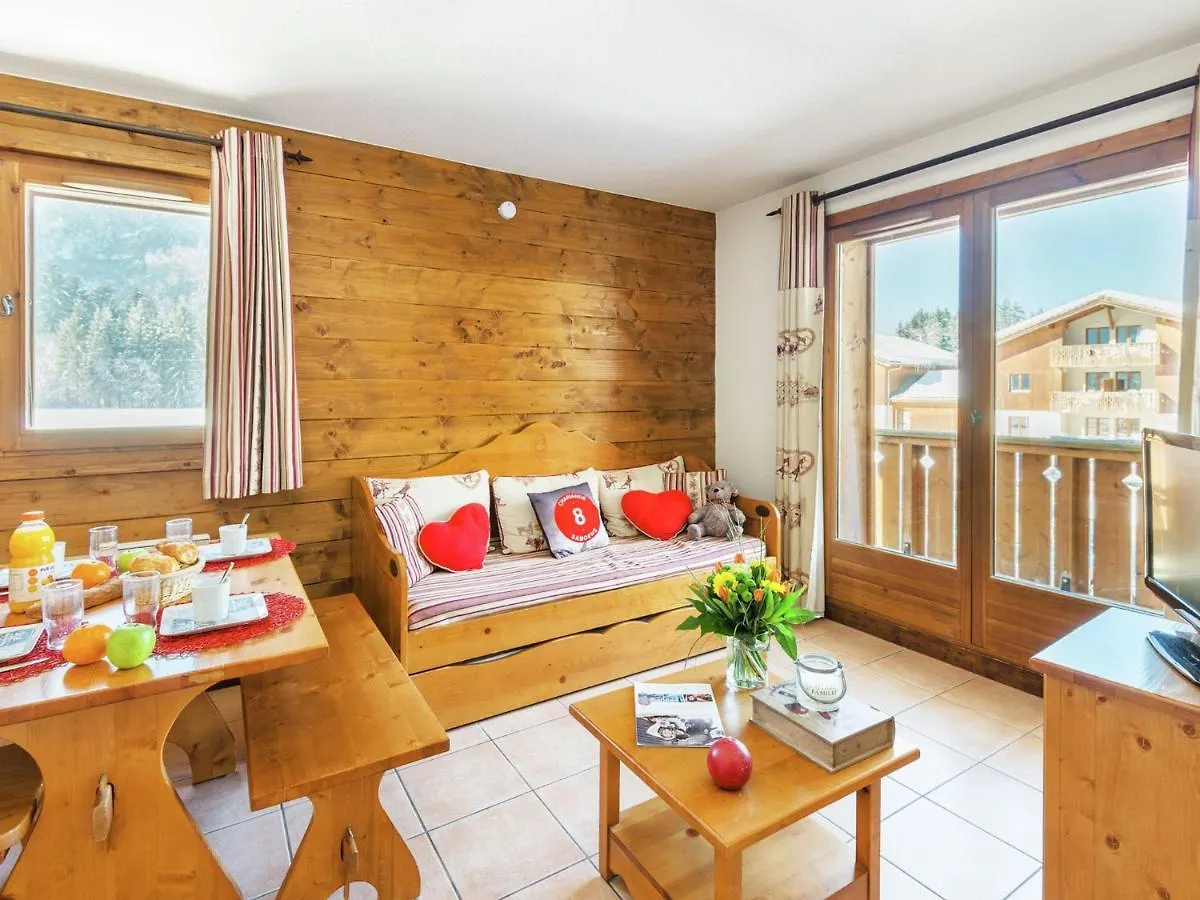Apartment With A Balcony In Le Grand Massif Samoëns